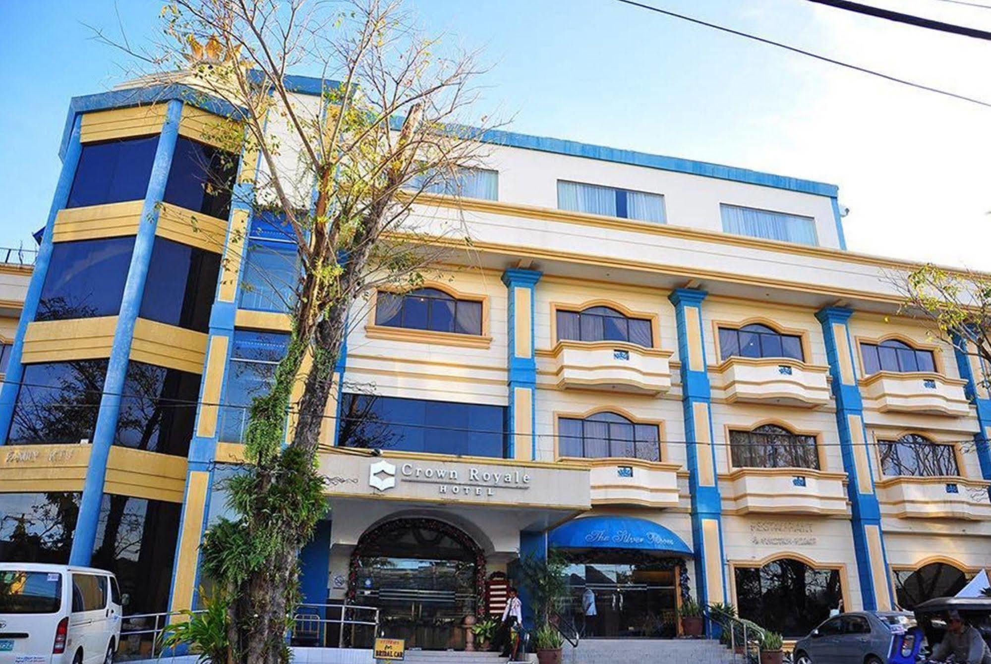 Crown Royale Hotel Balanga Extérieur photo